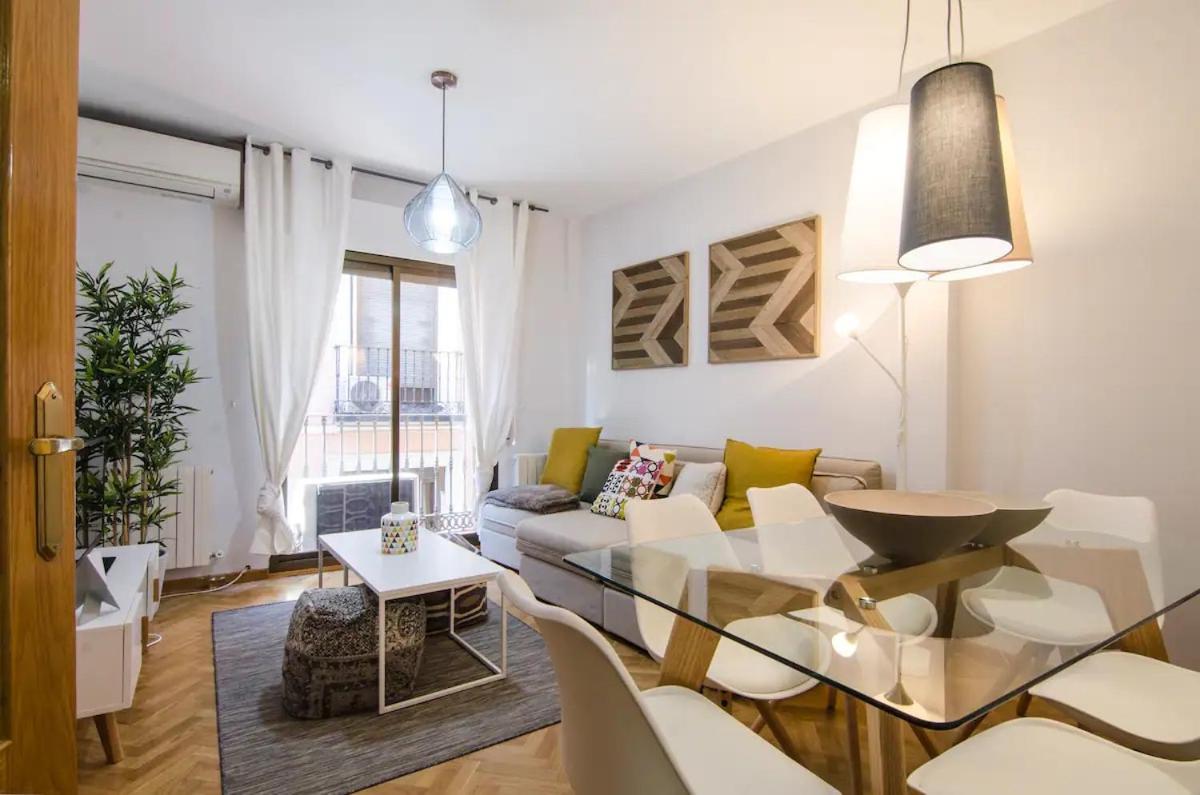 Bright & Spacious- City Center- 2Rooms-2Bathrooms Madrid Bagian luar foto