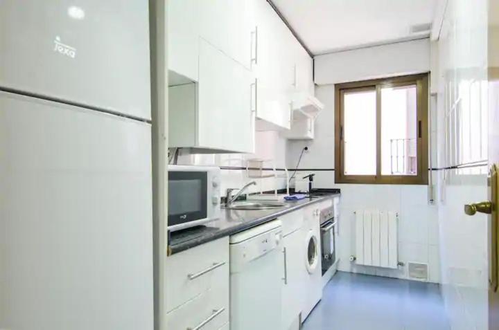 Bright & Spacious- City Center- 2Rooms-2Bathrooms Madrid Bagian luar foto