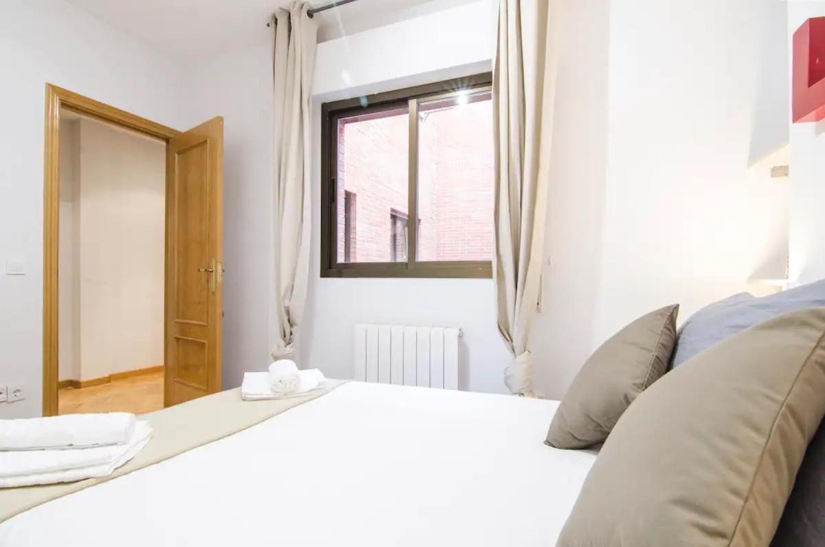 Bright & Spacious- City Center- 2Rooms-2Bathrooms Madrid Bagian luar foto